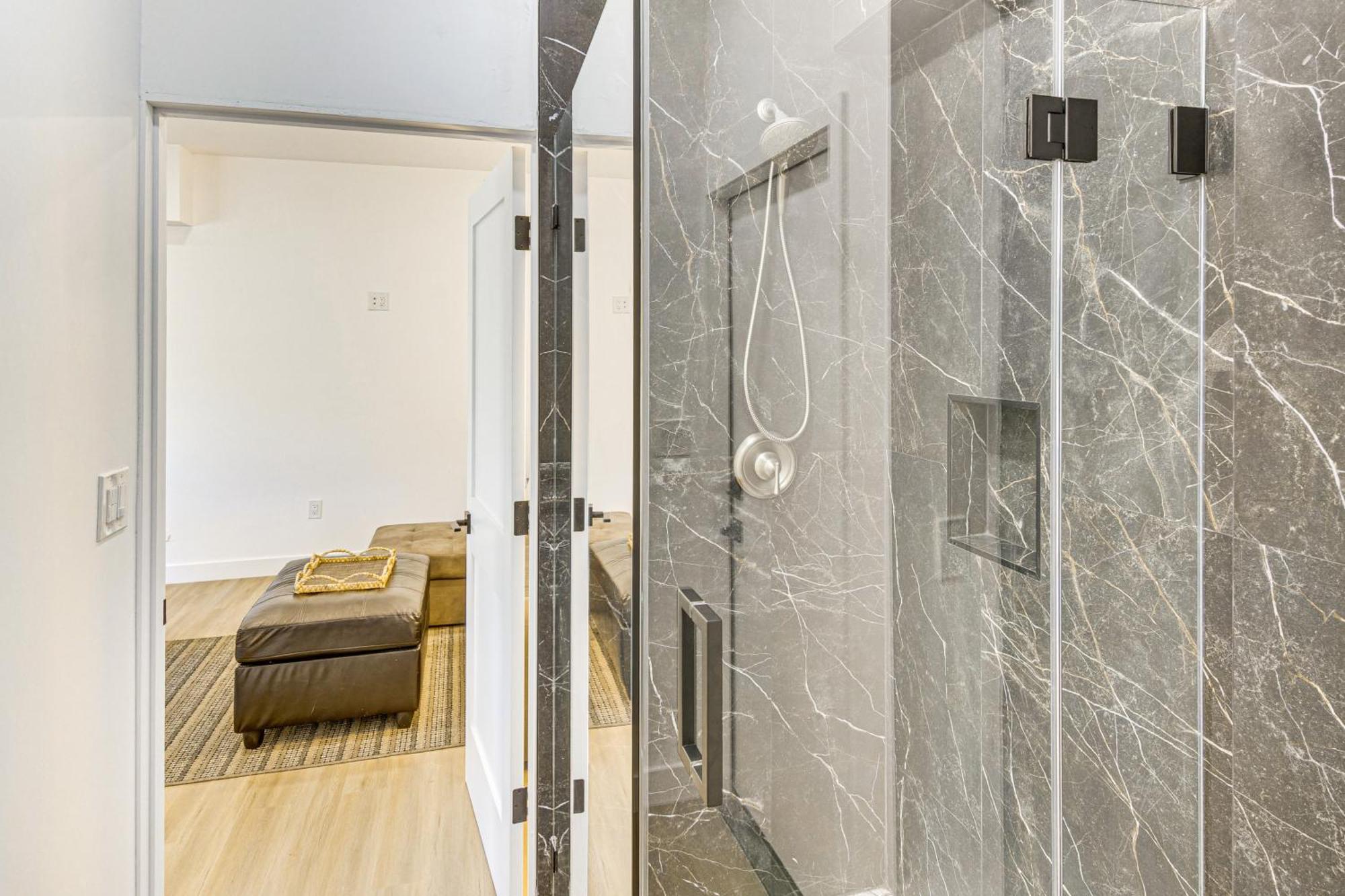 4 Mi To Sofi Stadium Pet-friendly La Area Los Angeles